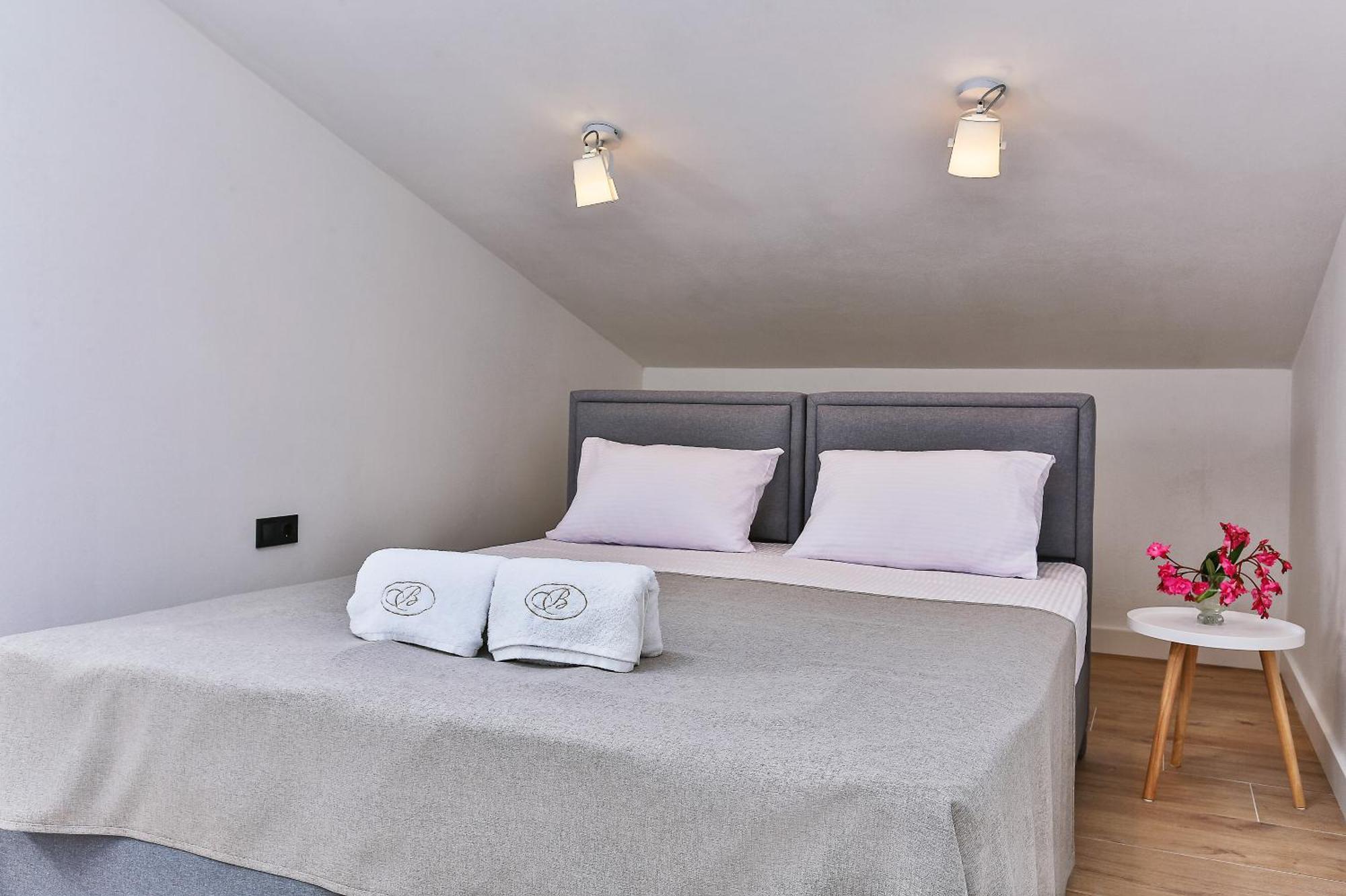 Apartments Magic Box II Utjeha Dış mekan fotoğraf